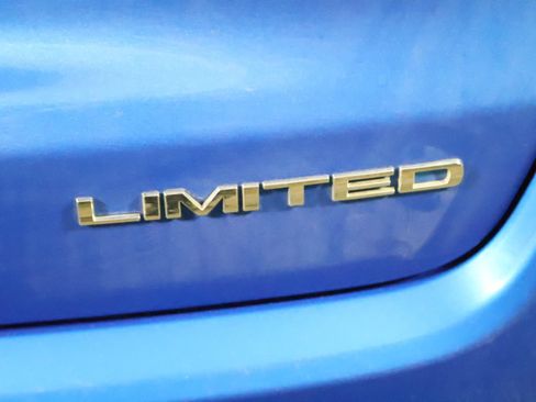 Used 2025 Jeep Compass Limited AWD/4WD image 9