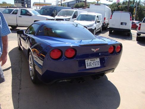 Used 2006 Chevrolet Corvette Coupe w/ Preferred Equipment Group image 4