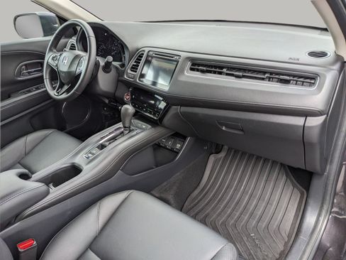 Used 2018 Honda HR-V EX-L image 12