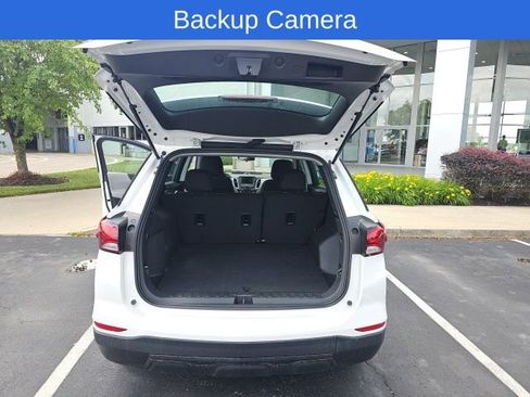 Used 2024 Chevrolet Equinox LS FWD image 8