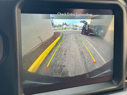 Used 2023 Jeep Wrangler Unlimited Rubicon 4xe image 23