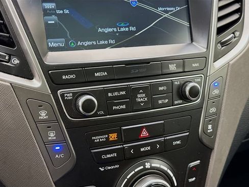 Used 2018 Hyundai Santa Fe Limited FWD image 17