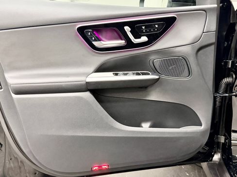 Used 2026 Mercedes-Benz GLC 300 image 20