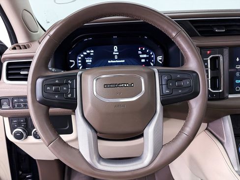 Used 2023 GMC Yukon XL Denali AWD/4WD image 33