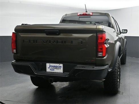 Used 2025 Chevrolet Colorado ZR2 w/ Technology Package image 14