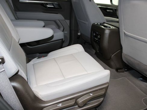 New 2026 Chevrolet Tahoe Z71 w/ Z71 Off-Road Package image 28