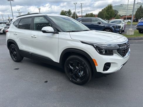 New 2026 Kia Seltos EX w/ EX Sunroof Package image 4