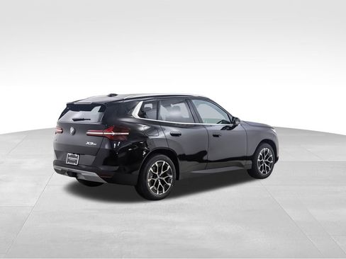 Used 2025 BMW X3 xDrive30i w/ Premium Package image 5