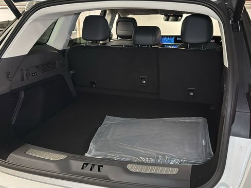 New 2026 Lincoln Nautilus Premier w/ Equipment Group 102A image 14