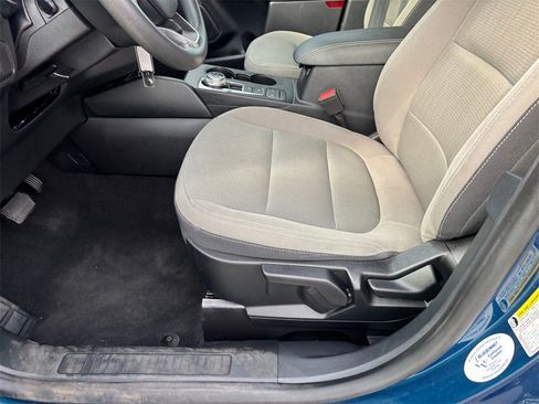 Used 2020 Ford Escape S image 25