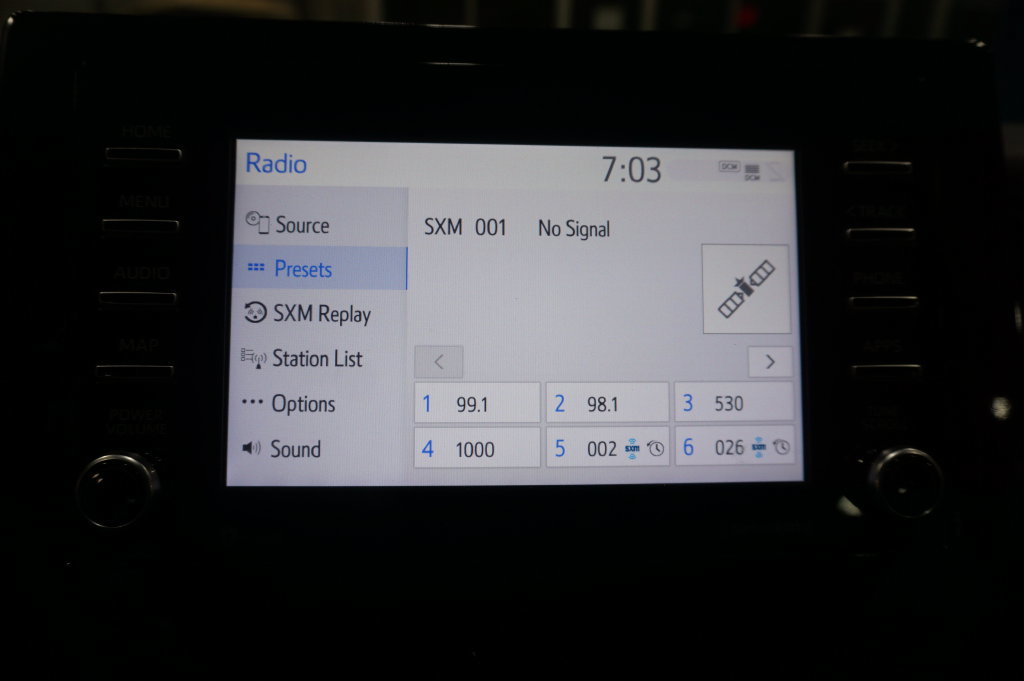 Used 2024 Toyota Camry SE FWD image 11