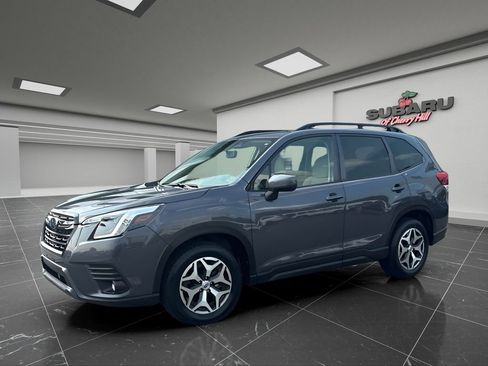 Certified 2024 Subaru Forester Premium AWD/4WD image 6