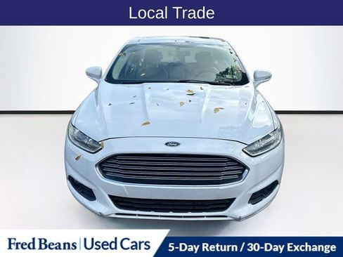 Used 2015 Ford Fusion SE w/ Equipment Group 202A FWD image 2