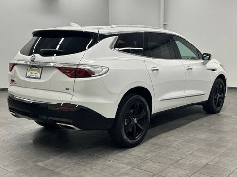 Used 2024 Buick Enclave Essence w/ Sport Touring Edition AWD/4WD image 2