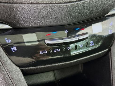 Used 2021 Cadillac XT5 Sportv image 17