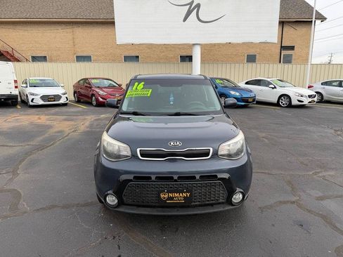 Used 2016 Kia Soul + FWD image 2
