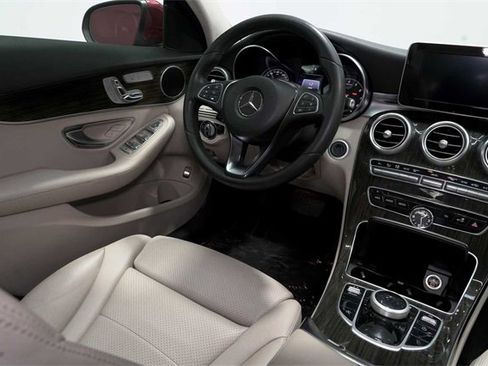 Used 2018 Mercedes-Benz C 300 Sedan image 16