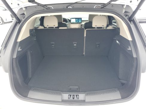 New 2026 Lincoln Corsair Premiere image 27