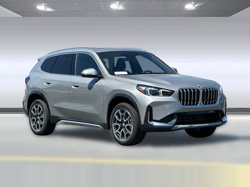 Used 2025 BMW X1 xDrive28i w/ Convenience Package AWD/4WD image 6