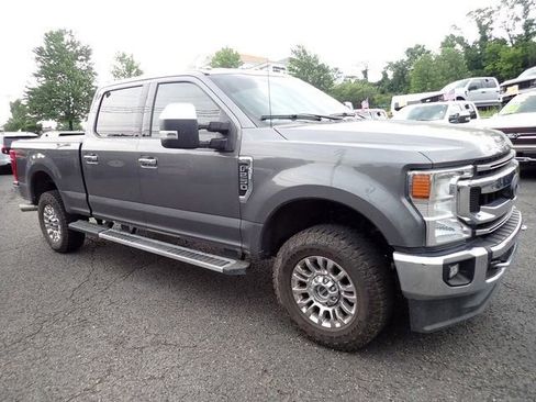 Certified 2022 Ford F250 XLT w/ XLT Premium Package AWD/4WD image 8
