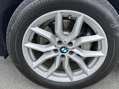 Used 2019 BMW X5 xDrive40i w/ Convenience Package AWD/4WD image 12