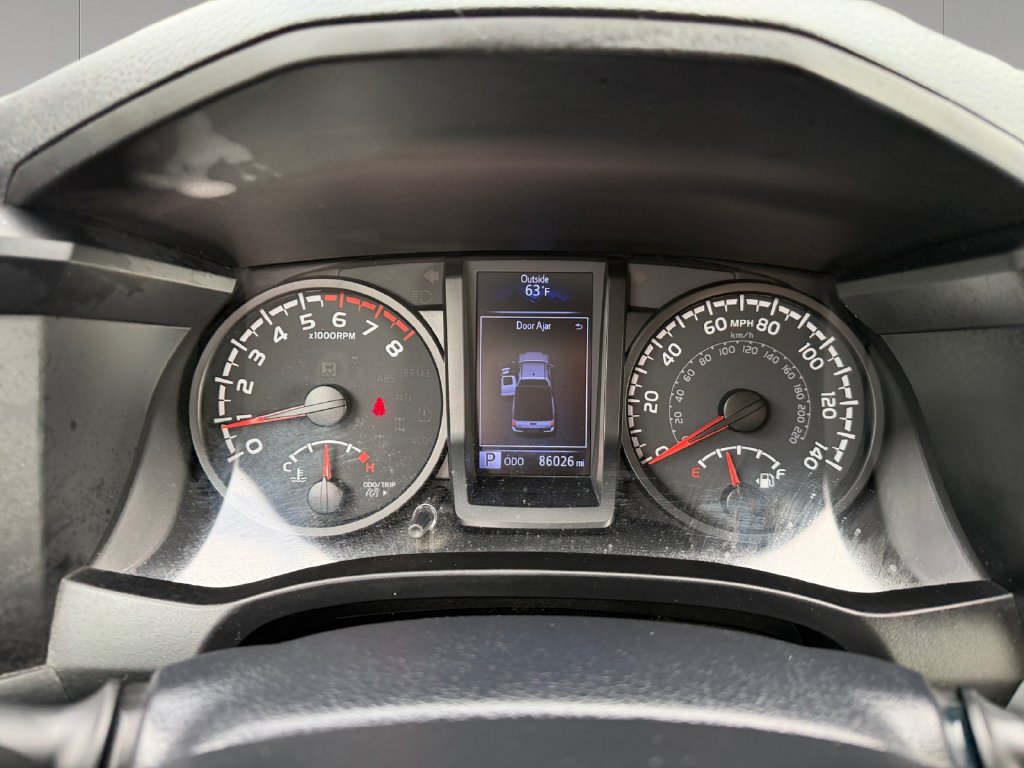 Used 2021 Toyota Tacoma SR w/ SX Package AWD/4WD image 15