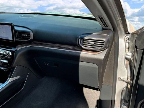 Used 2023 Ford Explorer Limited image 29