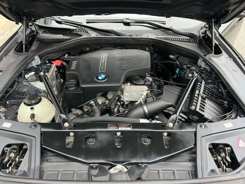 Used 2012 BMW 528i xDrive Sedan image 22