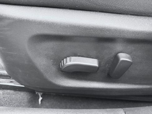 Used 2024 Nissan Altima 2.5 SV image 27