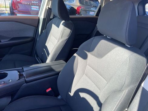 Certified 2023 Nissan Rogue S image 5