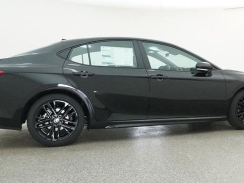 New 2026 Toyota Camry SE image 29