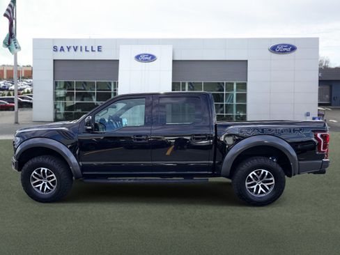 Used 2017 Ford F150 Raptor w/ Equipment Group 802A Luxury AWD/4WD image 2