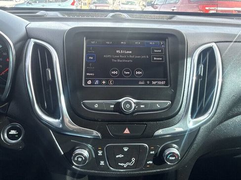 Used 2020 Chevrolet Equinox LT image 24
