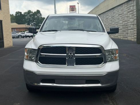 Used 2019 RAM 1500 Classic SLT AWD/4WD image 4