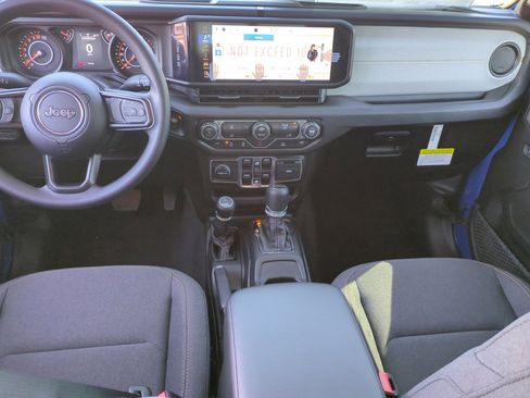 New 2026 Jeep Gladiator Sport image 20