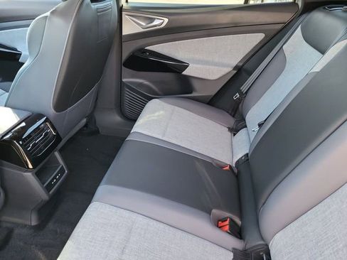 New 2025 Volkswagen ID.4 Pro image 13