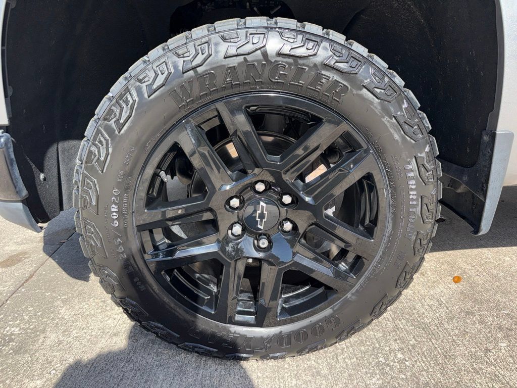 Used 2021 Chevrolet Silverado 1500 Custom Trail Boss AWD/4WD image 42