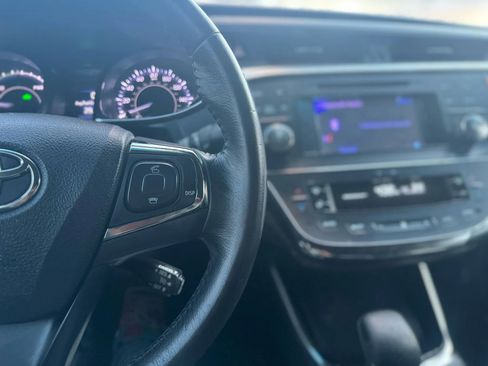 Used 2014 Toyota Avalon XLE Premium image 18