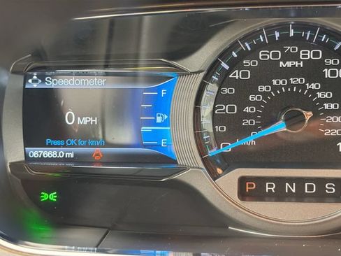 Used 2018 Ford Taurus Limited AWD/4WD image 13