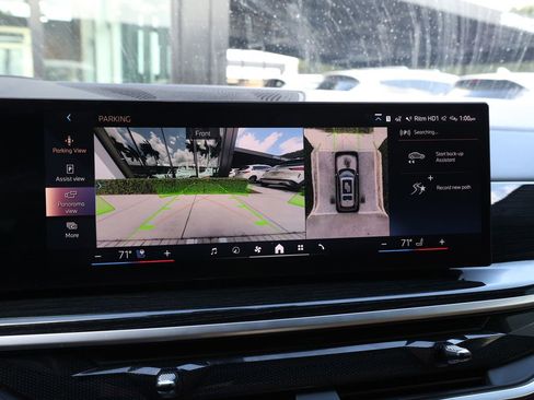 Used 2024 BMW X7 xDrive40i w/ M Sport Package image 40