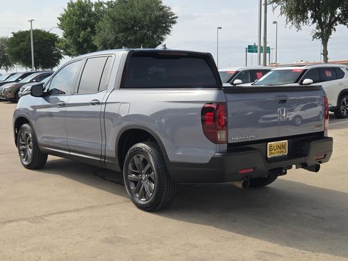 Used 2023 Honda Ridgeline Sport image 5
