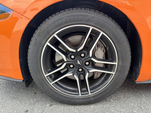 Used 2021 Ford Mustang GT w/ Equipment Group 301A RWD image 11