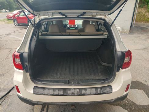 Used 2015 Subaru Outback 2.5i Limited AWD/4WD image 14