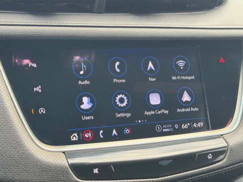 Used 2022 Cadillac XT5 Premium Luxury w/ Technology Package AWD/4WD image 12
