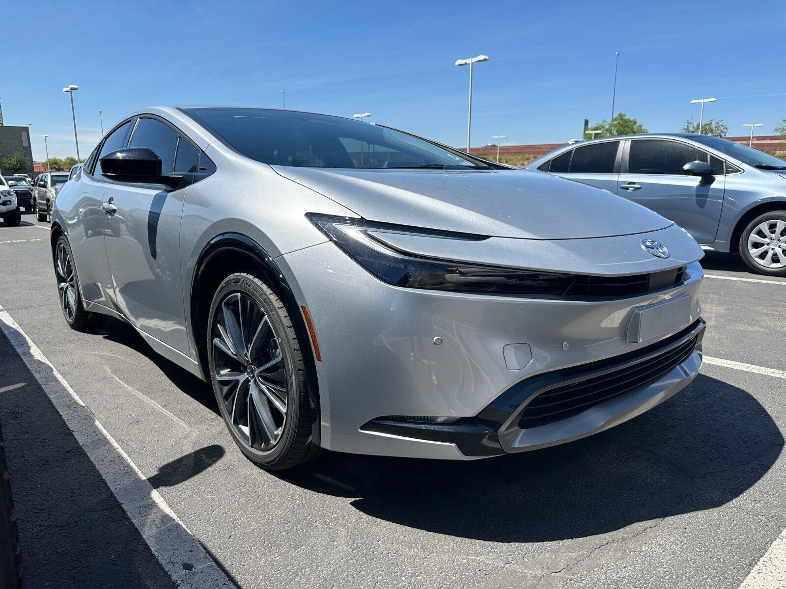New 2027 Toyota Prius XLE FWD image 1