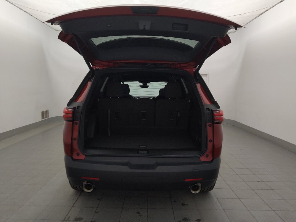 Used 2023 Chevrolet Traverse LT FWD image 29