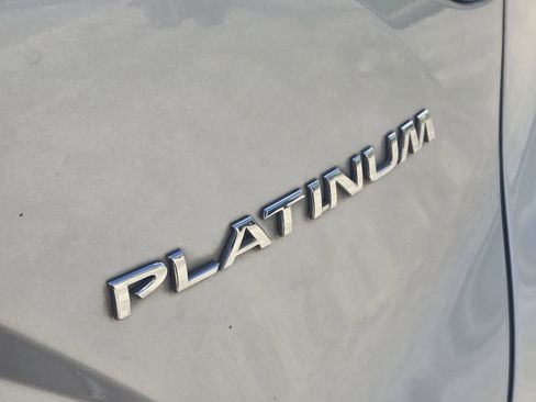 Used 2020 Nissan Murano Platinum w/ Cargo Package FWD image 7