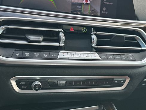 Used 2019 BMW X5 xDrive40i w/ M Sport Package image 27