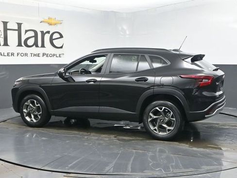 New 2026 Chevrolet Trax LT w/ Driver Confidence Package image 30