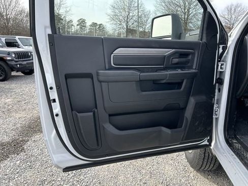 New 2024 RAM 3500 Tradesman w/ Chrome Appearance Group image 21